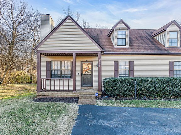 2nd image of 1307 Quail Ct E