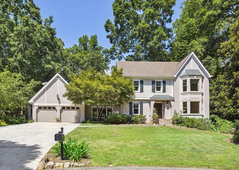 1st image of 285 Brackenwood Cir