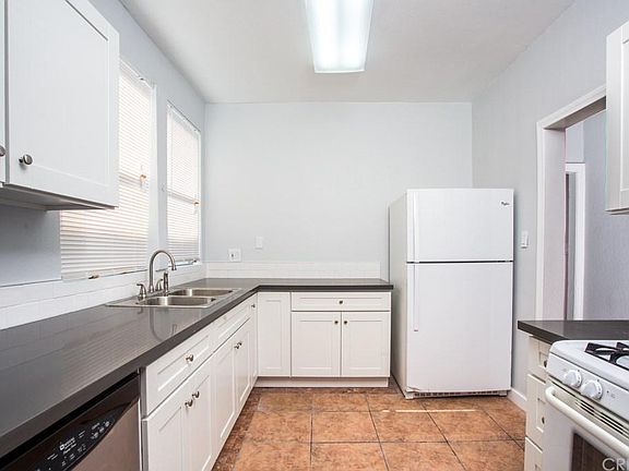 4th image of 3514 Raymond Ave