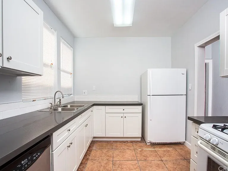 3514 Raymond Ave — Photo 4