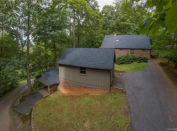 4th image of 390 Cicada Dr