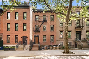38 Douglass Street