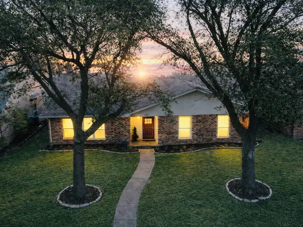 9322 Shipman St, Rowlett, TX 75088