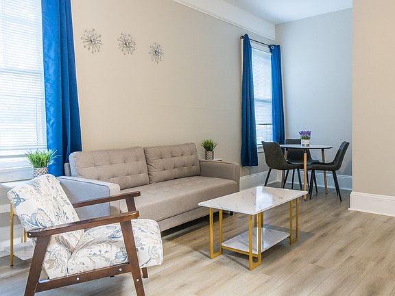 Livingroom - Furniture not included