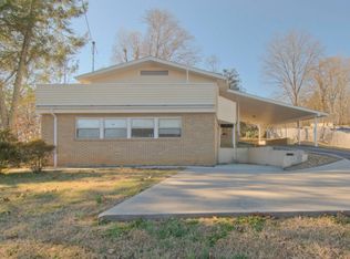 323 Louisana Ave, Oak Ridge, TN 37830