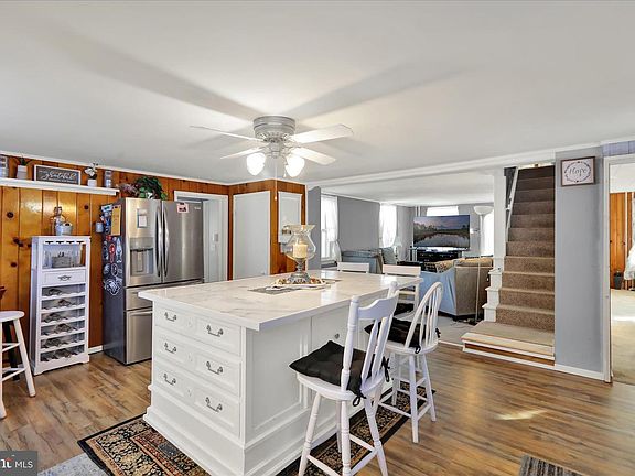 5th image of 715 Furnace Rd