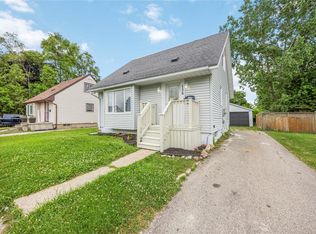 136 Chestnut Ave, Sarnia, ON N7T 4L8