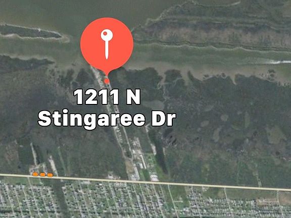 2nd image of 1211 N Stingaree Dr
