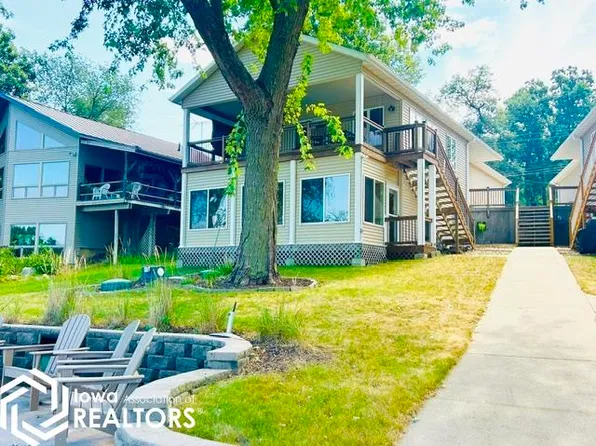 174 Center Point Dr #B, Montezuma, IA 50171