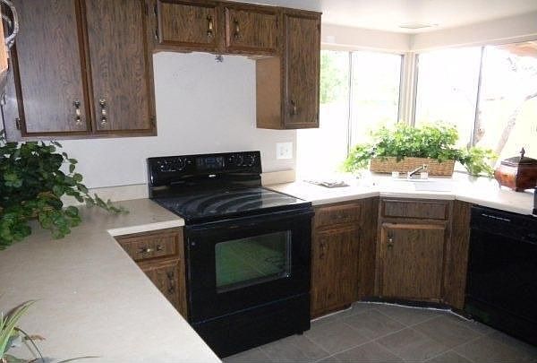 1st image of 10252 N 44th Dr