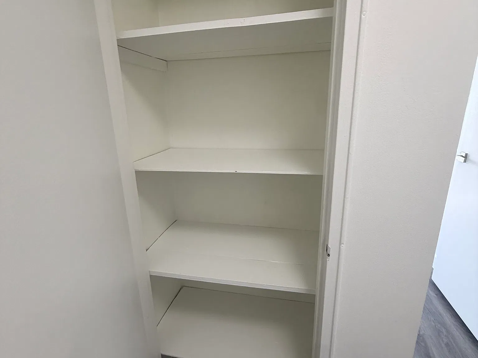 1 bed, 700 sqft, $2,150 — Photo 4