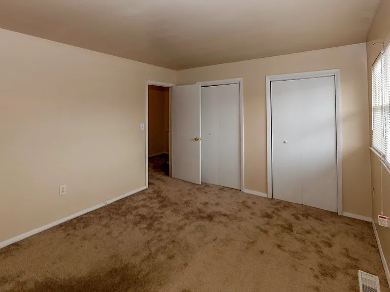 908 Anvil Rd — Photo 7