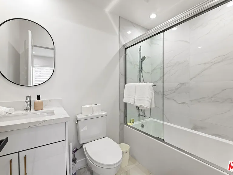 5118 Laurel Canyon Blvd — Photo 13