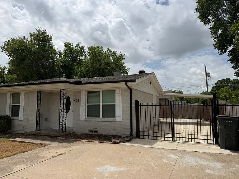 401 E Miller Rd — Photo 9