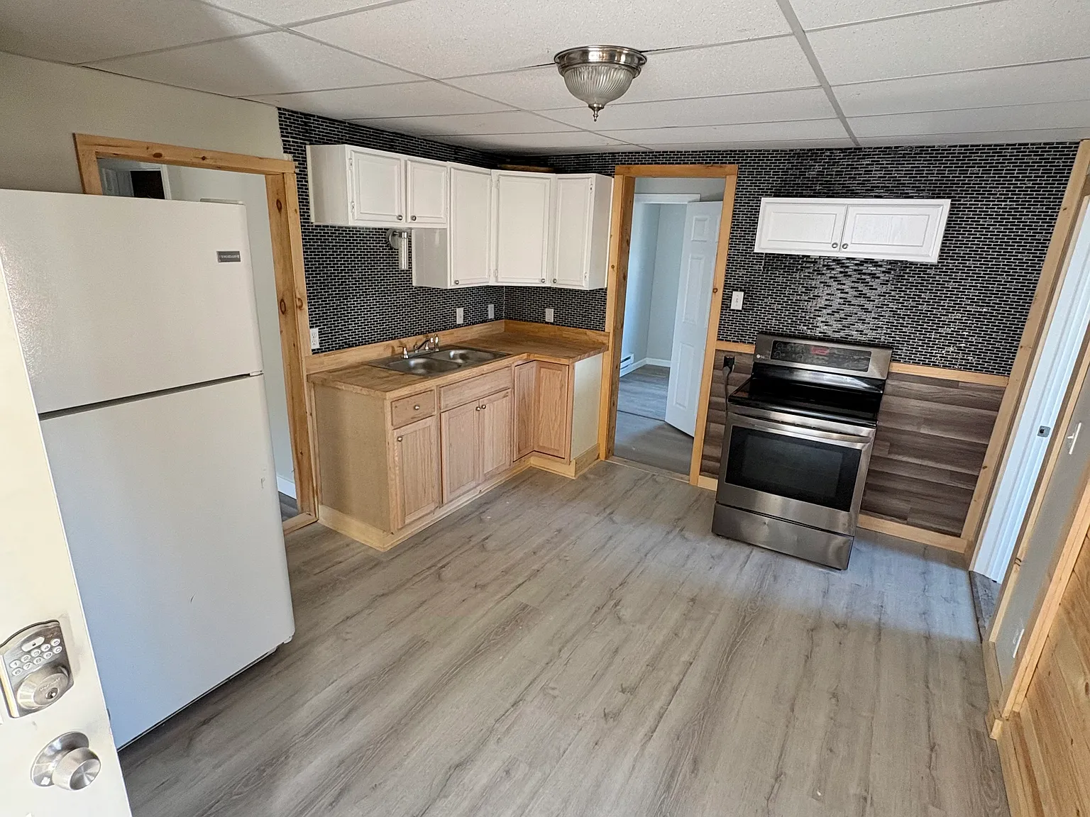 2 bed, 800 sqft, $1,900 — Photo 4