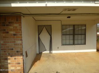 144 Old Highway 98 W #4, Tylertown, MS 39667