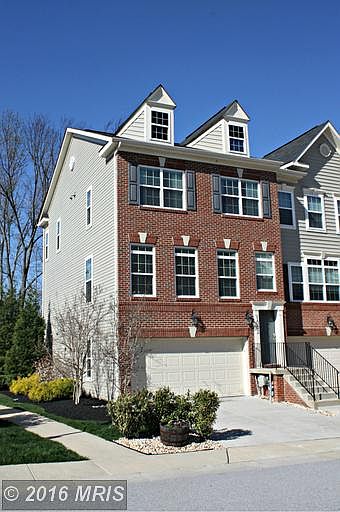1st image of 1002 Stegman Pl