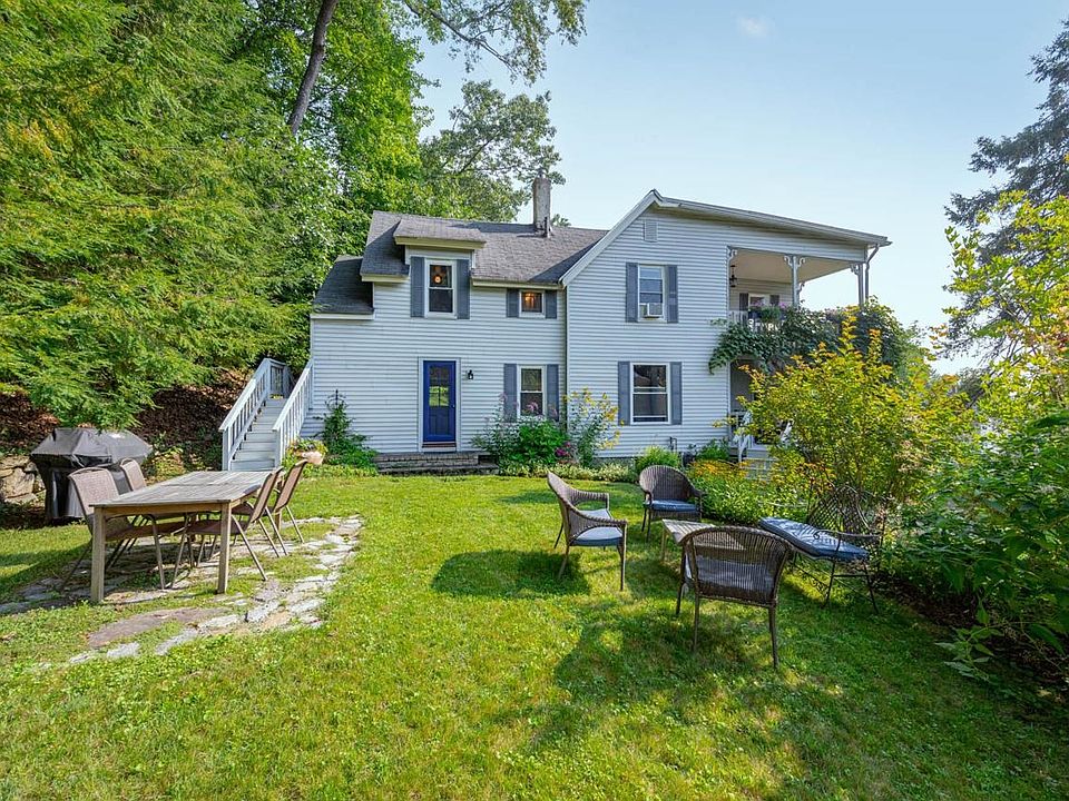141 Huntress Street, Manchester, NH 03102 Zillow