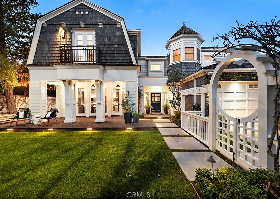 20 Cape Danbury