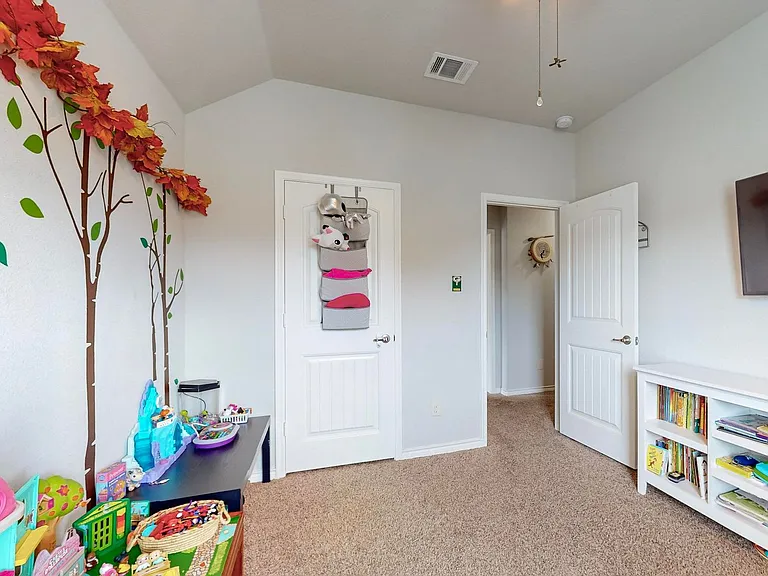 997 Shady Lane Dr — Photo 32