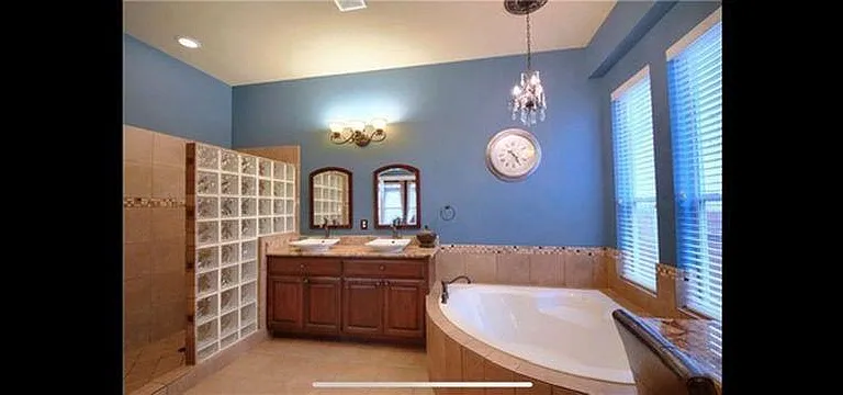 733 Edwards Walk Dr — Photo 11