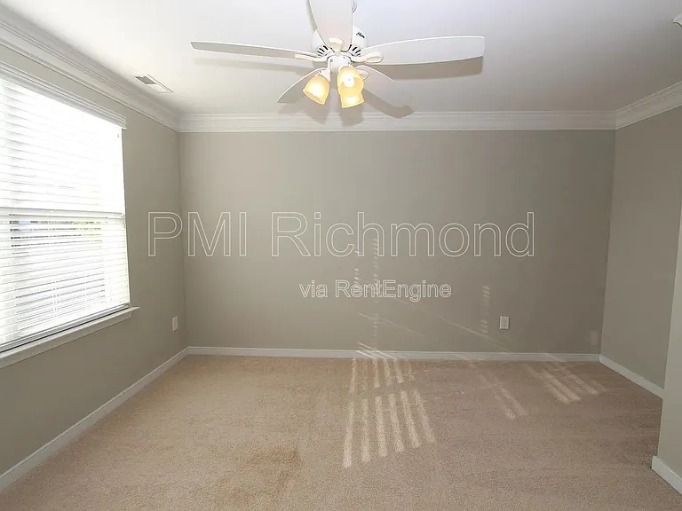 637 Abbey Village Cir — Photo 20