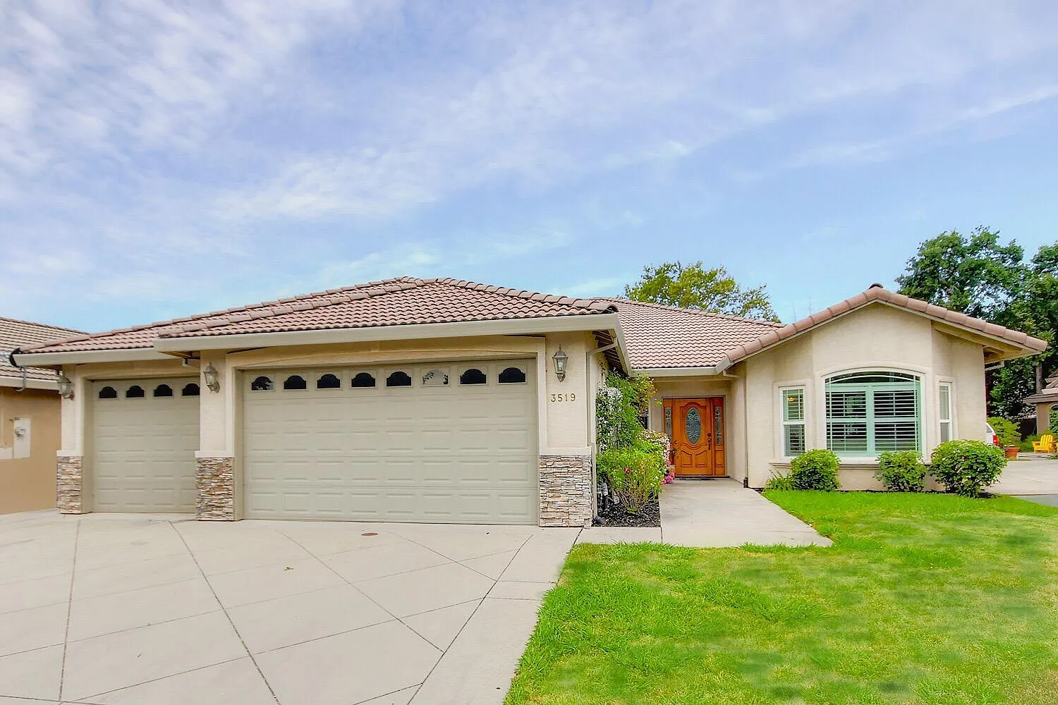 3519 Jay Jay Ln photo 1