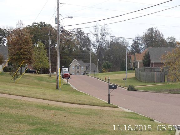 5th image of 150 Brookwood Cir