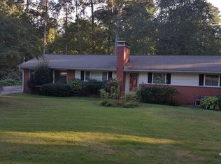 3318 Scott Dr, Raleigh, NC 27604