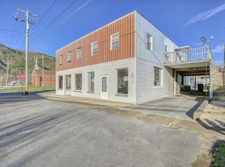 503 1st Ave, Hampton, TN 37658