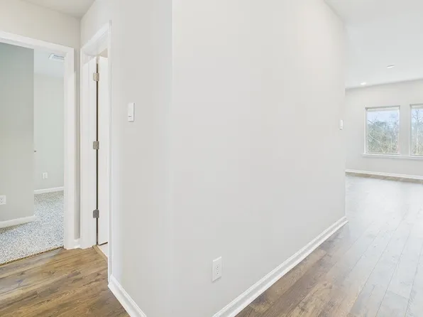 140 Cottage Cove Dr, Maurice, LA 70555