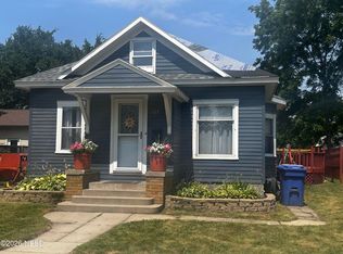 117 4th Ave SW, Watertown, SD 57201