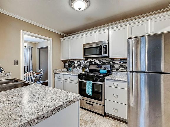5th image of 4210 N Whittier Pl
