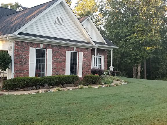 4th image of 297 Diamondhead Dr