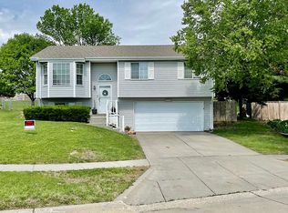 2947 NW 9th St, Lincoln, NE 68521