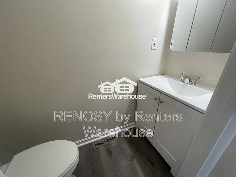 3473 Liberty Pkwy — Photo 11
