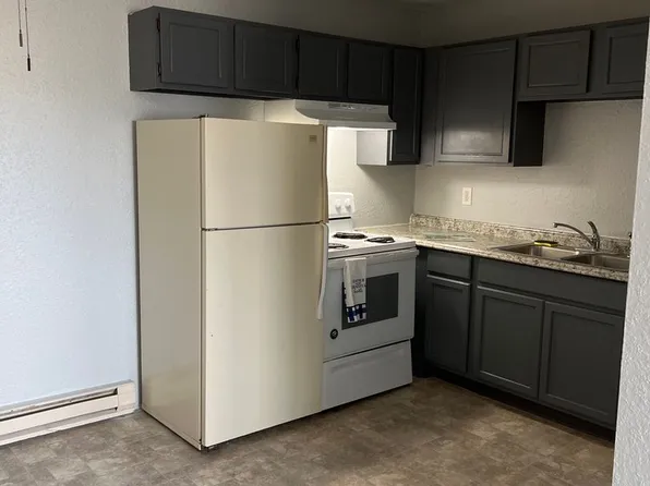 Westridge Apartments, 1515 College Way APT 308, Fergus Falls, MN 56537