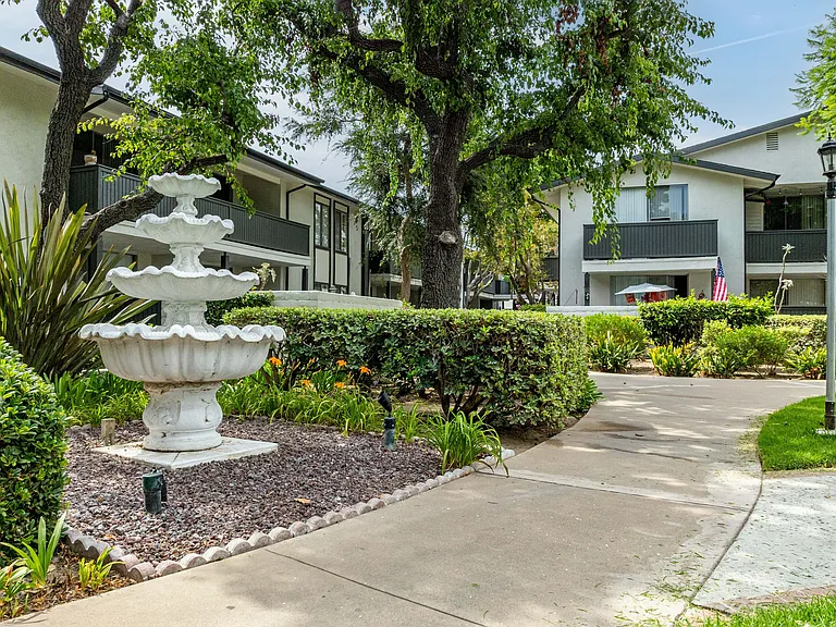 The Arbors Santa Ana — Photo 18
