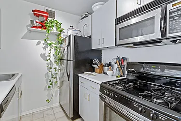 Rented by NestApple, Inc.