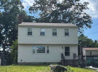 98 Tyler Rd, Tewksbury, MA 01876