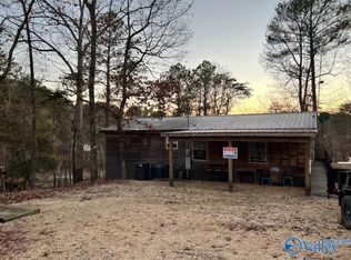 110 Fawn Ln, Double Springs, AL 35553