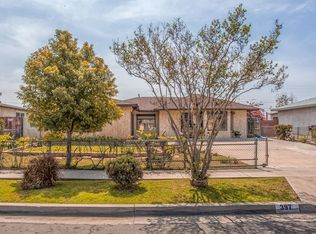 397 W Woodcrest St, Rialto, CA 92376