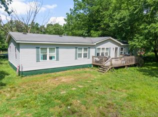 17601 S 650th Rd, Wyandotte, OK 74370