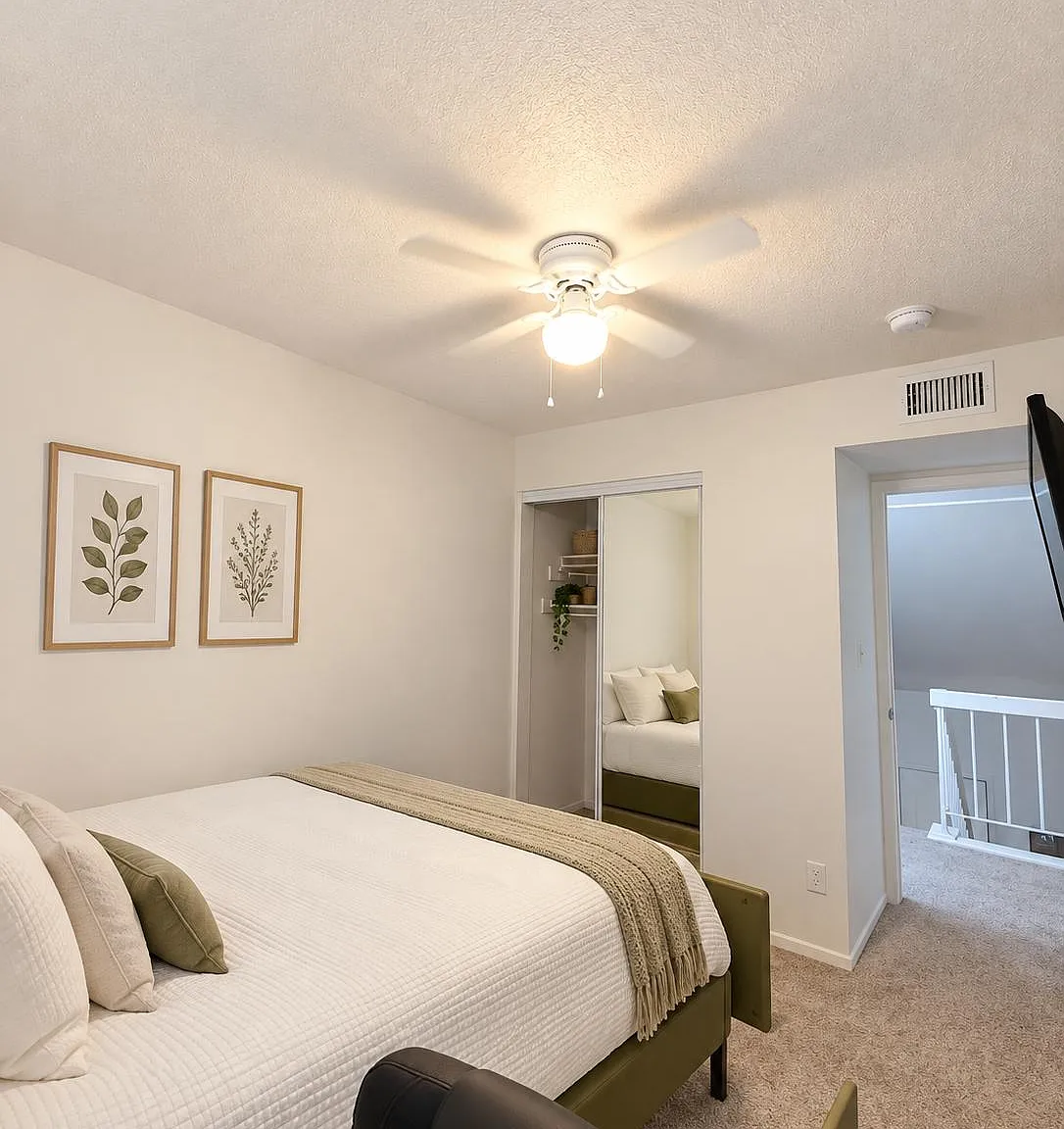 4 bed, 3.0 bath, 2004 sqft, $1,377 — Photo 1