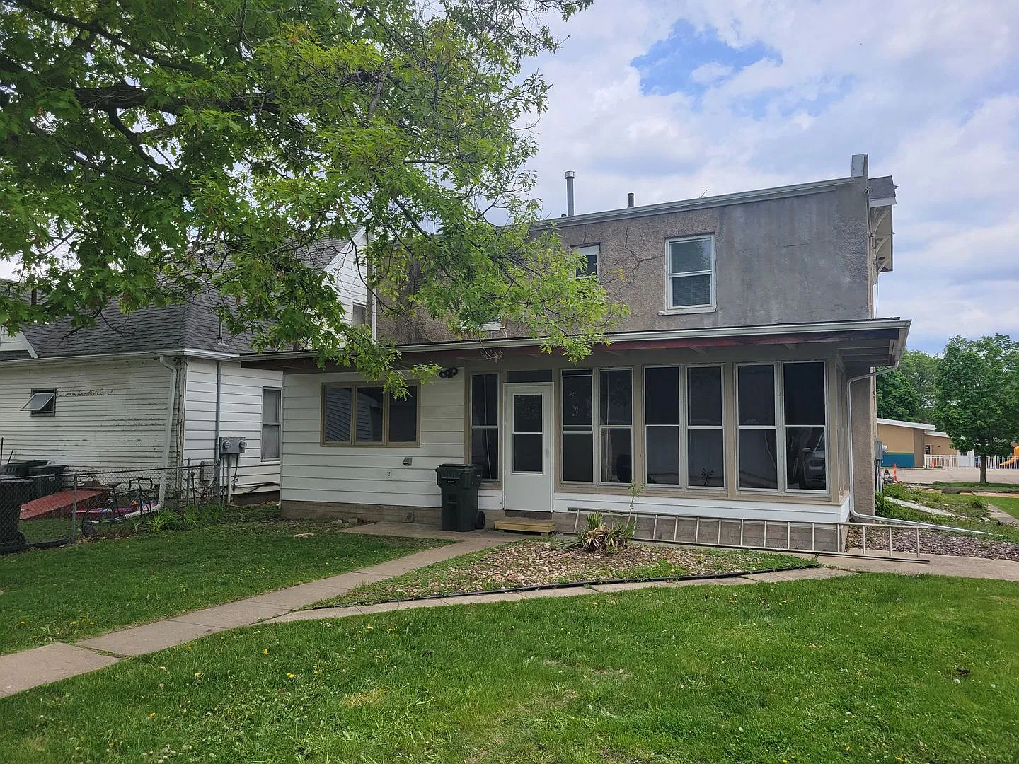 4 Bed 2 Bath Home For Rent Leasing For June 1st, 2027-2028 — Photo 3