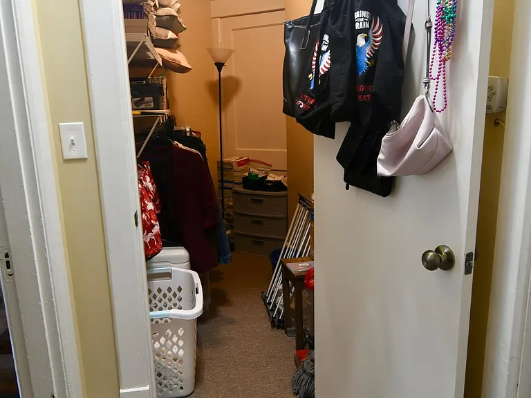 Hallway Walk-In closet