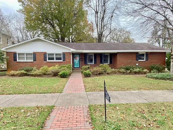 309 E Commercial St, Charleston, MO 63834