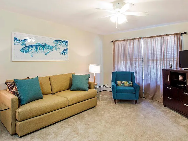 Beacon Point Homes — Photo 29