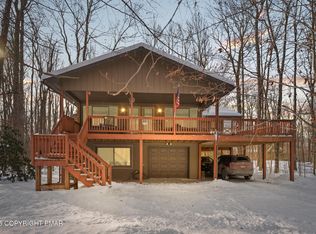 121 Tunkhannock Trl, Pocono Pines, PA 18350