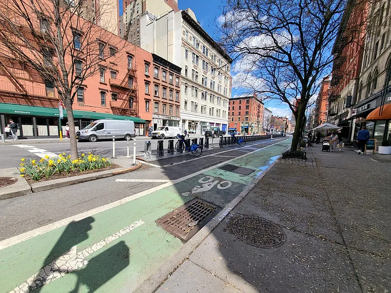 75 W 71st St #4A — Photo 9